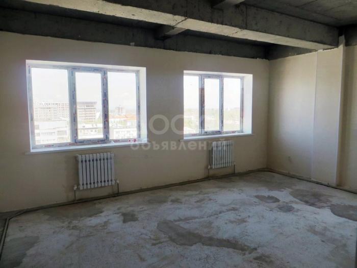 Продаю квартиру 2-ком., 78кв. м., этаж - 8/9, ул .Сыдыкова 131,