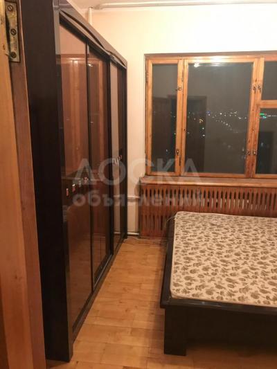 Продаю 3-комнатную квартиру, 1кв. м., этаж - 8/9, Восток-5.