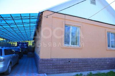 Продаю дом 5-ком. 100кв. м., этаж-1, 7-сот., стена кирпич, Новопокровка - ул .Строительная.