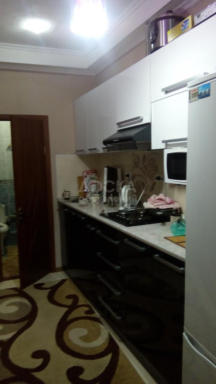 Продаю квартиру 2-ком., 49.77кв. м., этаж - 2/10, Ул.Чолпон ата , мкрн Гранд Сити,