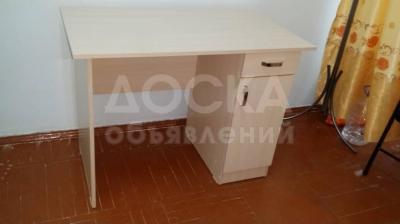 продаю новый письменный стол