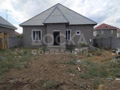 Продаю дом 4-ком. 150кв. м., этаж-1, 5,5-сот., стена кирпич, алтын ордо.