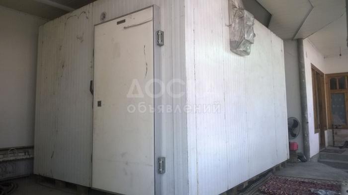 Срочно продаю Итальянскую холод-морозильную камеру или меняем на авто.