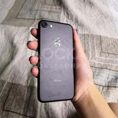 Срочно! Продам iPhone 7 black matte