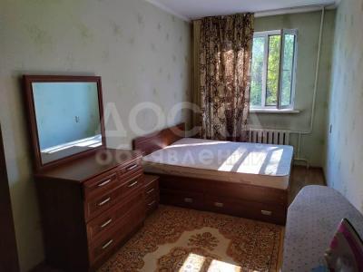 Продаю 2-комнатную квартиру, 45кв. м., этаж - 2/5, ул.Токтогула х пр.Манаса, Тихий центр