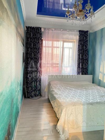 Продаю 2-комнатную квартиру, 49кв. м., этаж - 10/10, мкр Джал.