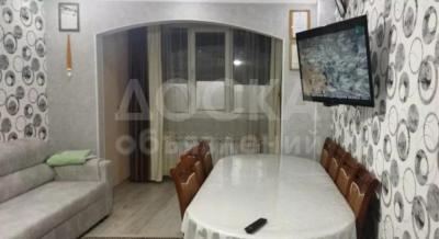 Продаю 2-комнатную квартиру, 69кв. м., этаж - 1/9, Средний Джал.