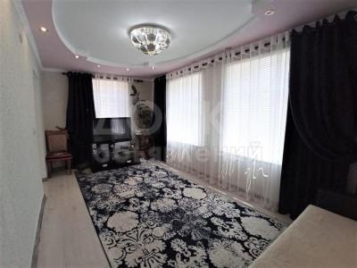 Продаю дом 4-ком. 65кв. м., этаж-1, 5-сот., стена саман, с. Военно-Антоновка.