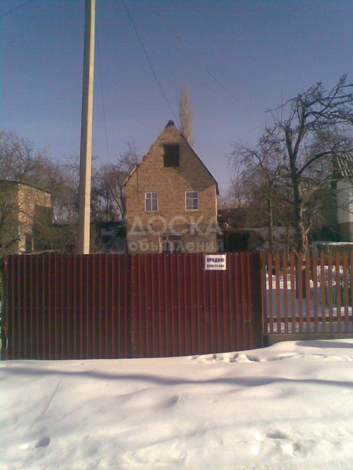 Продается дача 8сот.полуподвальный.