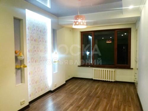 Продаю квартиру 3-ком., 92кв. м., этаж - 6/9, Боконбаева/Логвиненко.