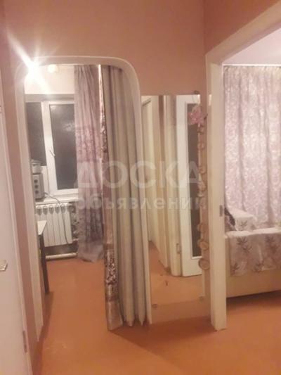 Продаю 2-комнатную квартиру, 42кв. м., этаж - 2/2, р-н ресторан Волна.