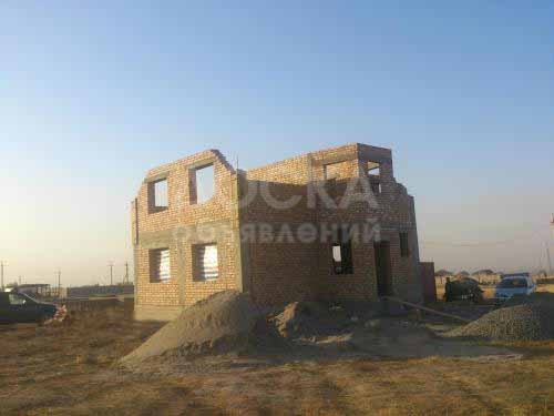Продаю дом 2эт. кирпич. Недостроенный. в Кок-Жаре рассмотрим вариант рассрочки