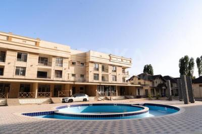 Продаю 2-комнатную квартиру, 54кв. м., этаж - 1/5, Радуга.