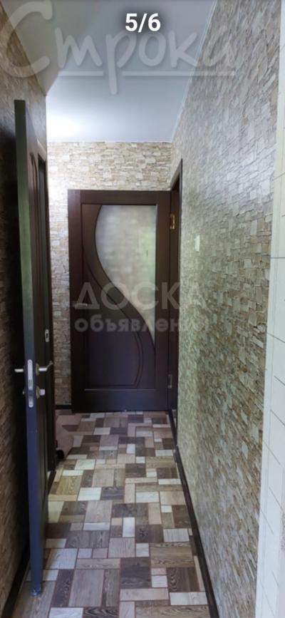 Продаю 3-комнатную квартиру, 58кв. м., этаж - 1/4, 6 микр.