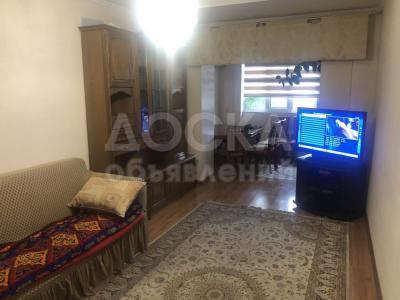 Продаю 3-комнатную квартиру, 75кв. м., этаж - 2/2, Урицкого 32/2 .