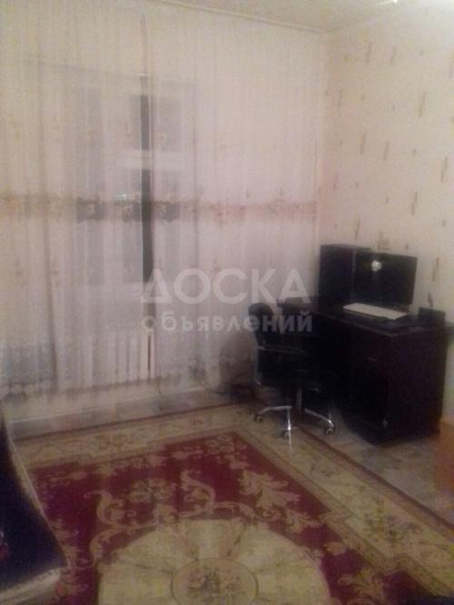 Продаю квартиру 3-ком., 70кв. м., этаж - 5/9, мкр Учкун.