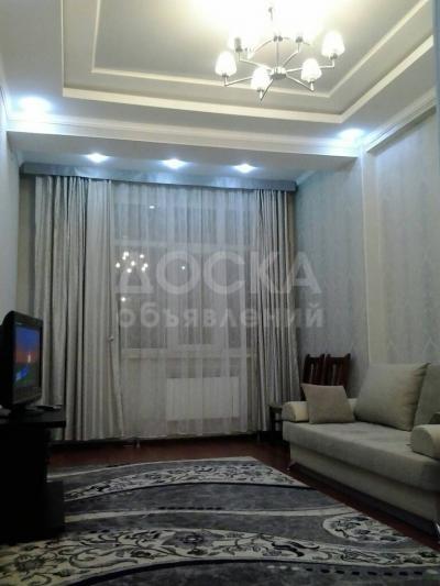 Продаю квартиру 1-ком., 40кв. м., этаж - 3/10, в 4 микрорайоне по Юнусалиева (Карла Маркса).