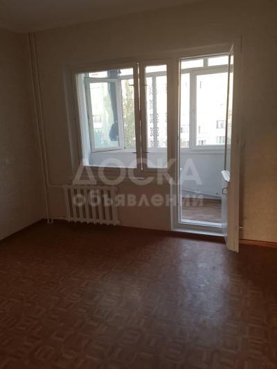 Продаю квартиру 2-ком., 49кв. м., этаж - 4/5, Аламедин-1.