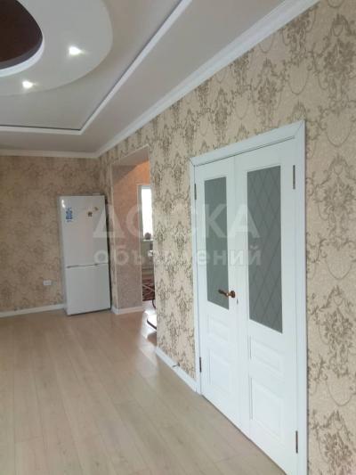 Продаю дом 6-ком. 164кв. м., этаж-2, 8-сот., стена кирпич, ж/м Арча-Бешик.