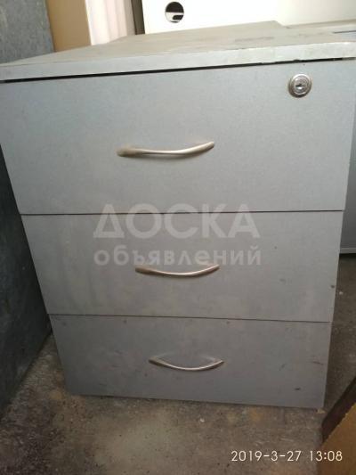 Срочно продаю тумбочки прикроватные