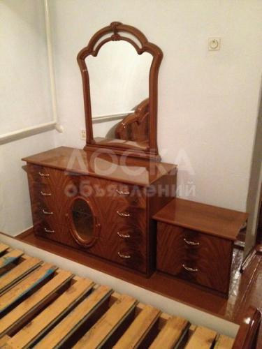 Продаю спальный гарнитур Италия