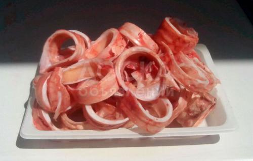 Мясо и мясные субпродукты для вашего питомца.Доставка