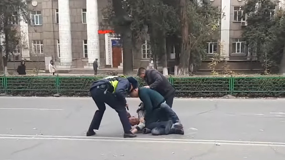 Задержание мужчины с ножом