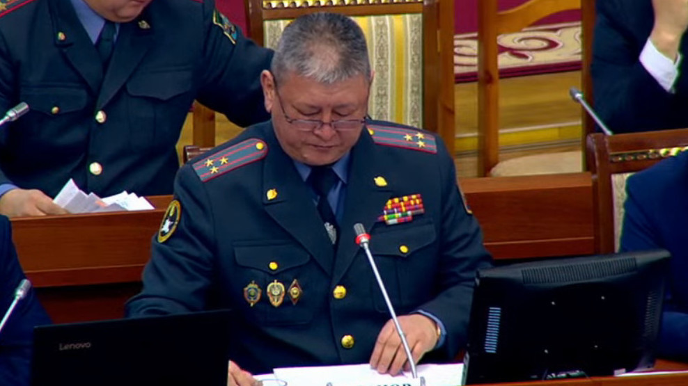 Памир Асанов