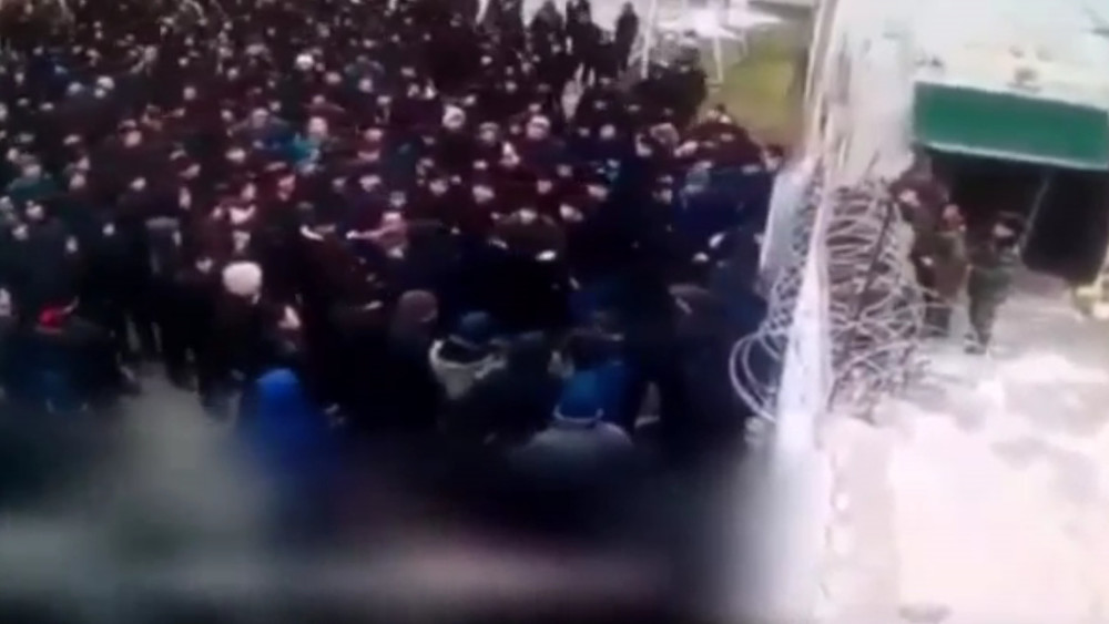 Кадр из видео