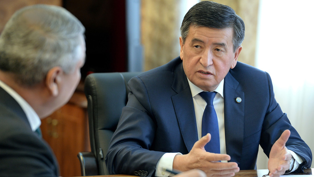 Сооронбай Жээнбеков и Акылбек Султанов