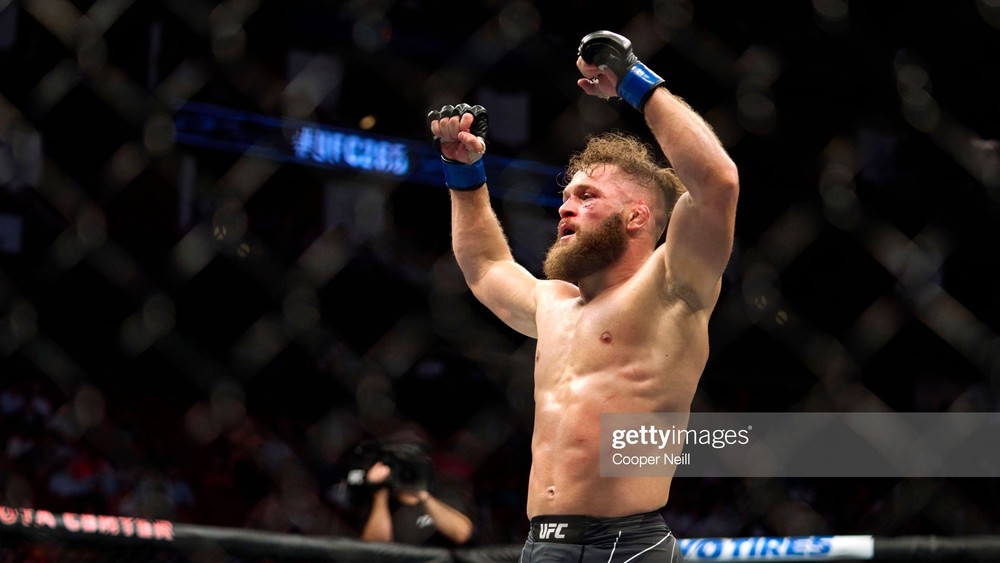 UFC 265: Рафаэль Физиев