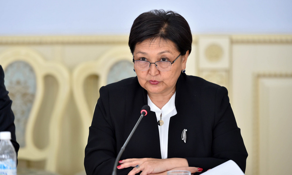 Глава Минздрава Гульнара Баатырова