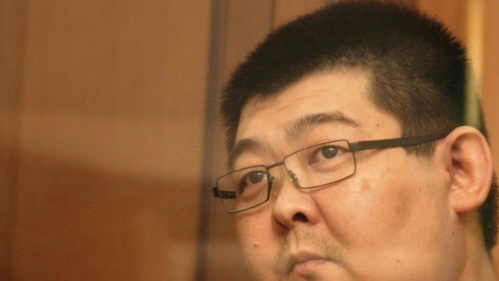 Алдаяр Исманкулов во время суда