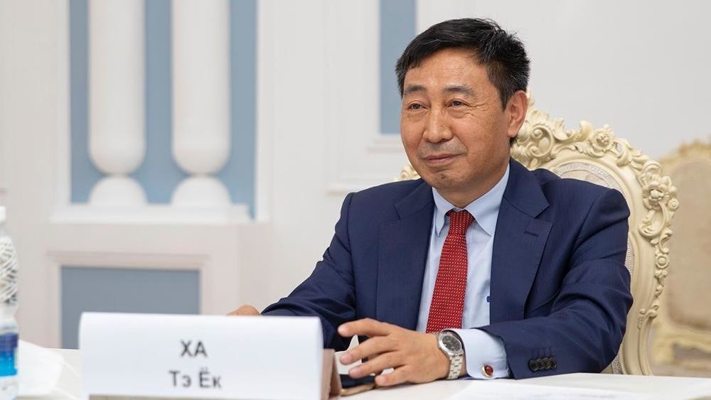 Посол Республики Корея в Кыргызстане Ха Тэ Ёк