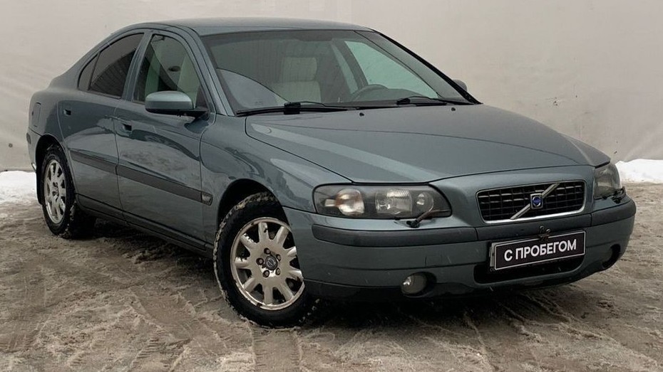Иллюстративное фото Volvo S60, 2003 года выпуска