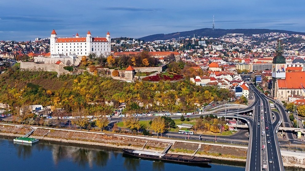 Братислава