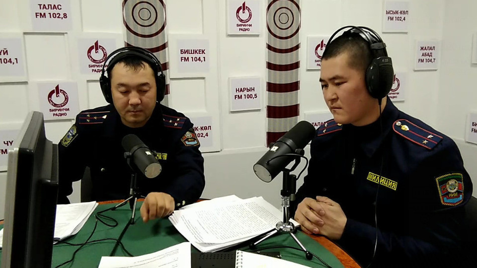 Слева направо: Борборбек Ташматов и Байказы Айтикул Уулу