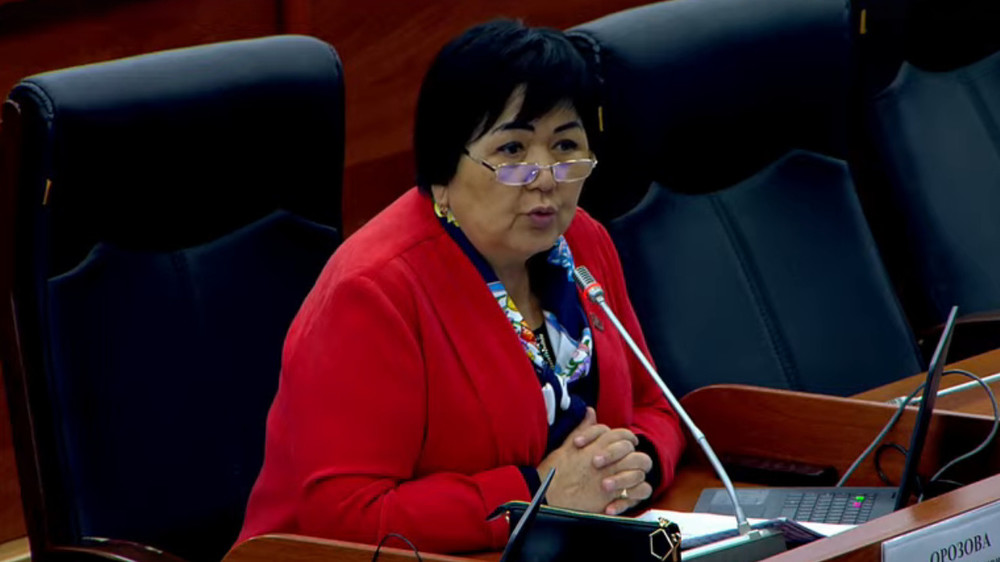 Депутат Карамат Орозова