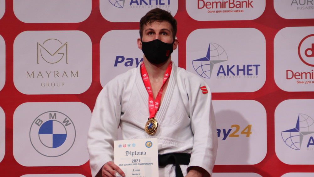 Владимир Золоев