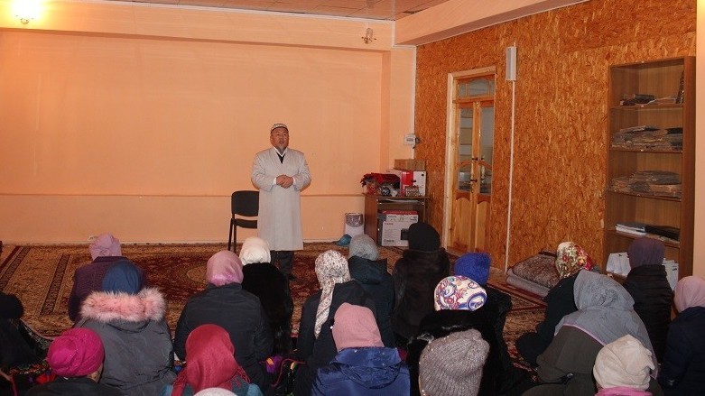 Казы Оша провел лекцию о том, какой должна быть женщина