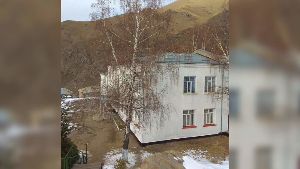 Ак-Түз айылы