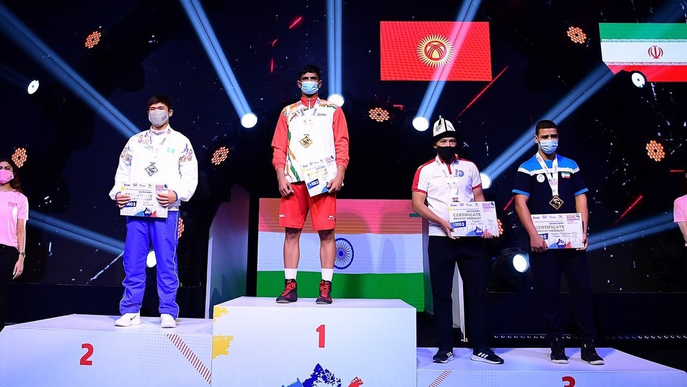 Эмирхан Раджапов