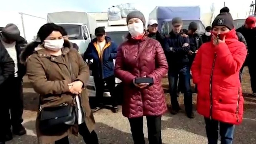 Граждане, застрявшие на границе России и Казахстана