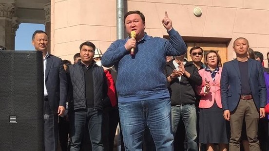 Депутат Мирлан Жеенчороев