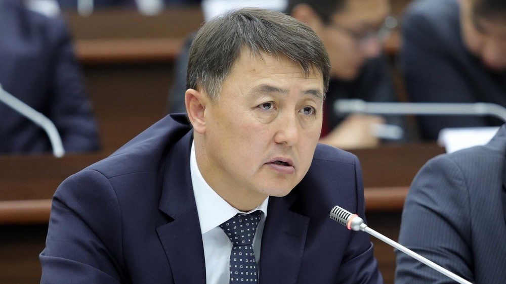 Замирбек Аскаров