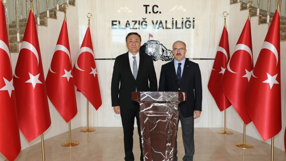 Кубанычбек Омуралиев и Омер Тораман