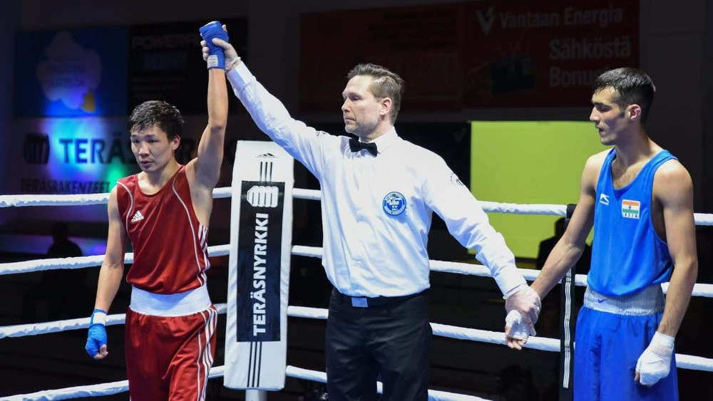 Азат Усеналиев