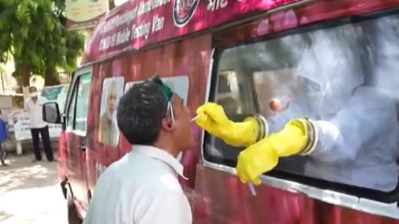 кадр из видео