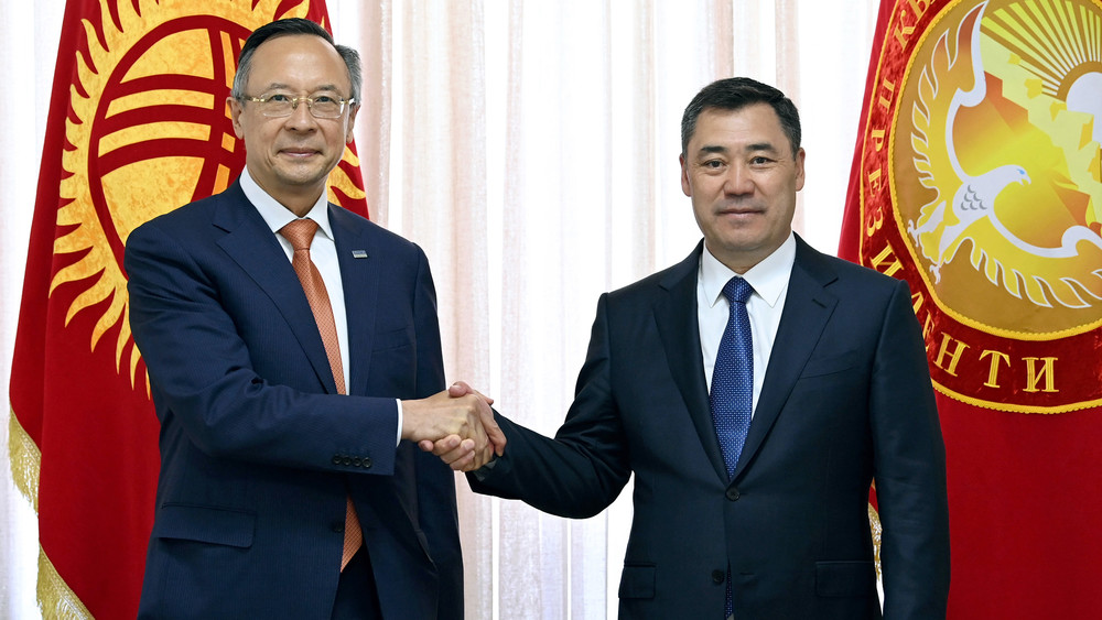 Кайрат Абдрахманов и Садыр Жапаров