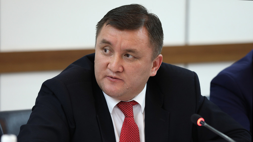 Талант Султанов